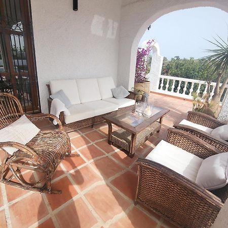 Romantic White Villa -Private Pool نيرخا المظهر الخارجي الصورة