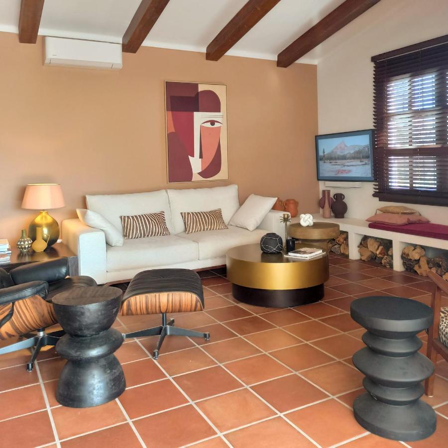 Romantic White Villa -Private Pool نيرخا المظهر الخارجي الصورة